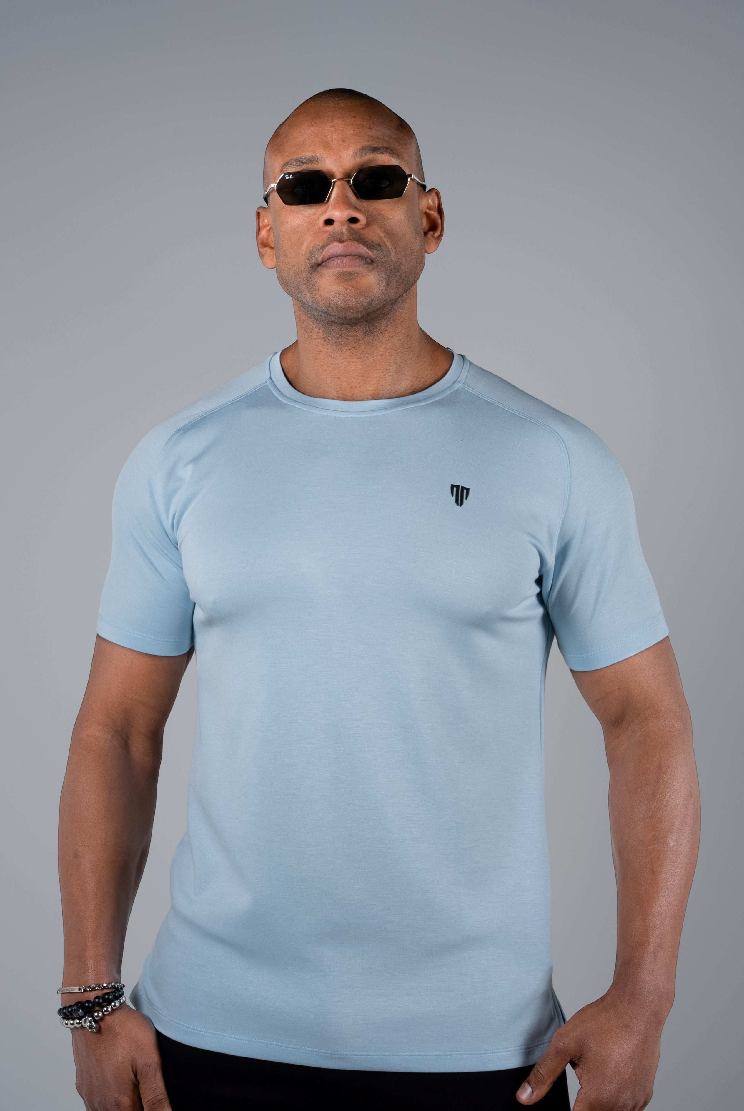 Tri-Motion Split T-Shirt - Sky Blue - S - TRIMODE