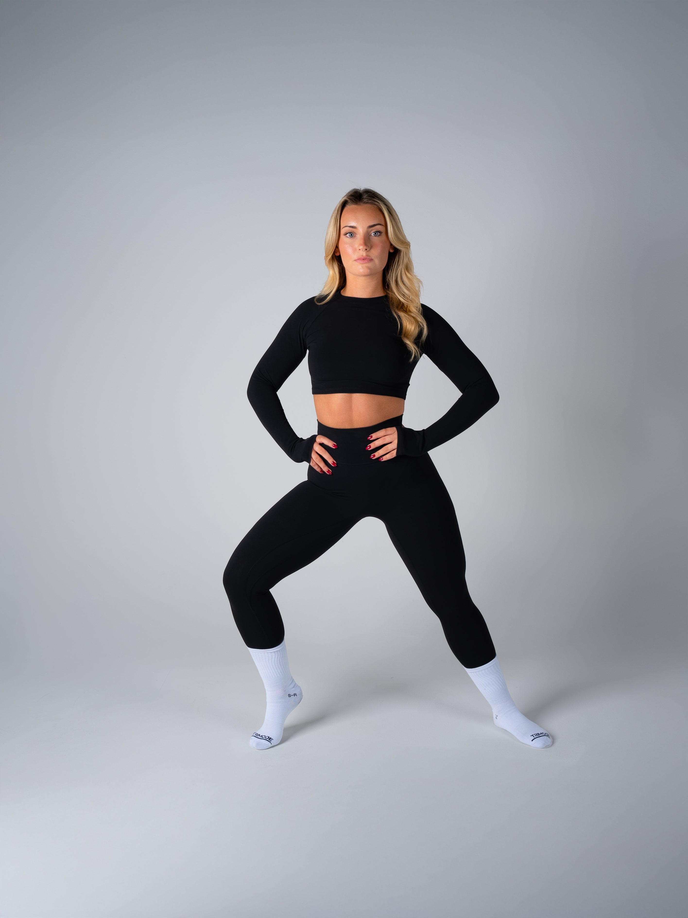 ●BLACK & MILD COMPILATION Rolldown Capri Legging – Hard Tail Forever